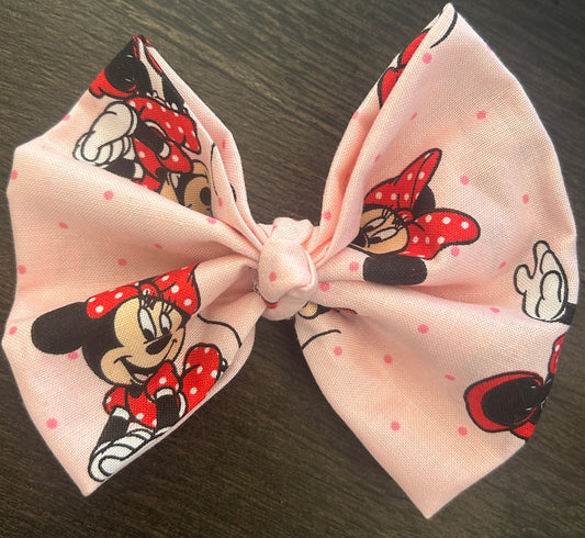 Minnie Bow